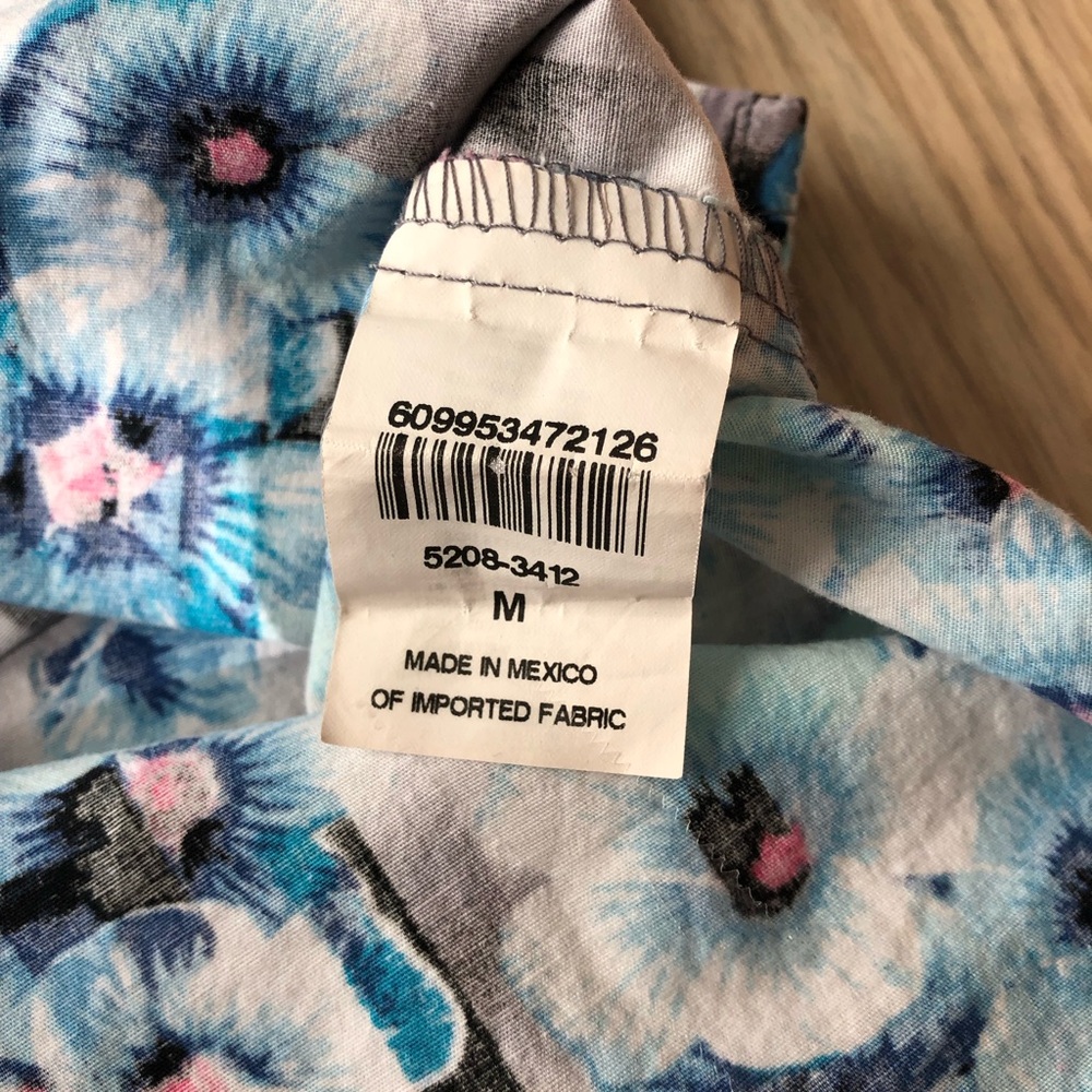 Scrub top - Picture 5 of 5